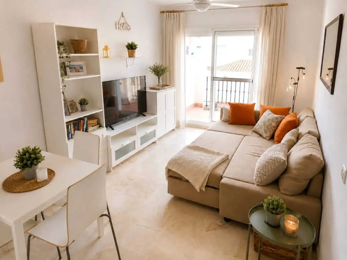 Living room of Apartments for rent in Sotogrande  with Air Conditioner, Terrace and Community pool