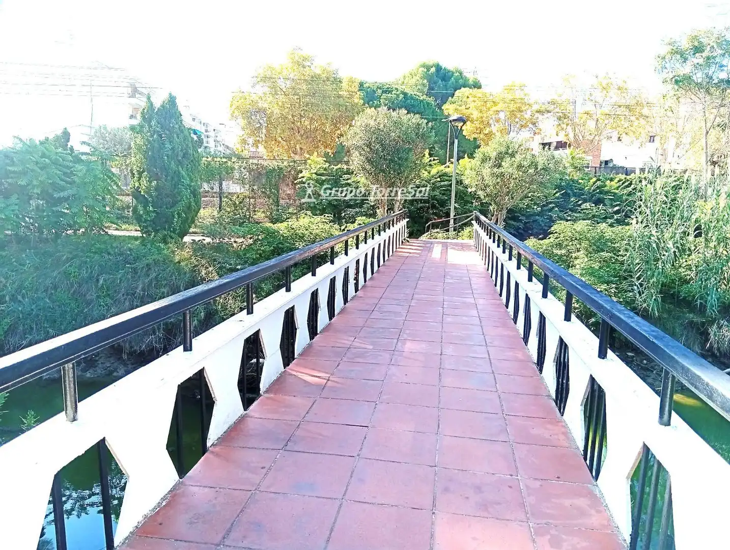 Reihenhaus mit Pool zum Verkauf in ALORA PARK, imagen 8