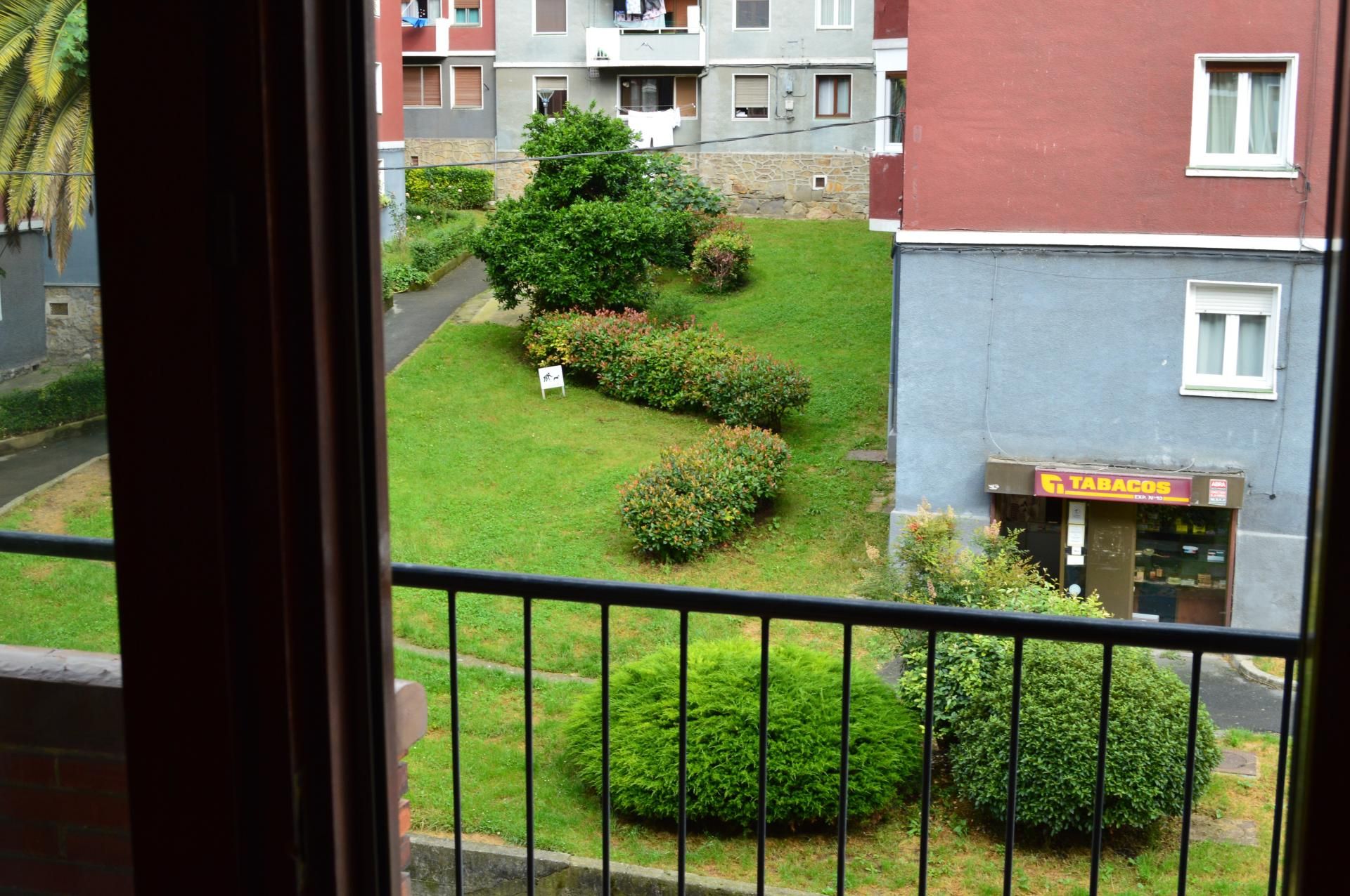 Flat for sale in Centro - Ariz - Uribarri