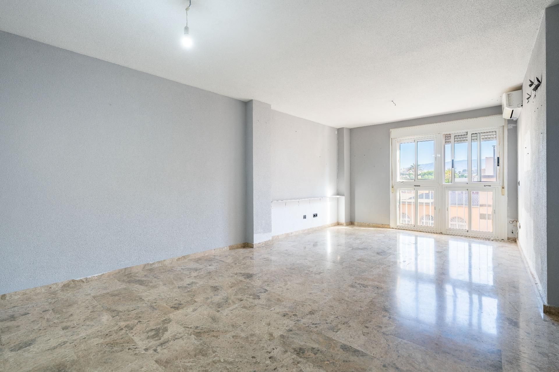 Flat for sale in  Almería Capital  with Air Conditioner, Heating and Parquet flooring