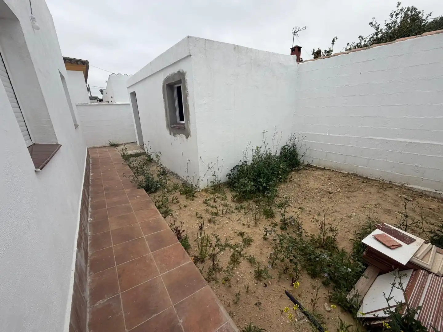 Jardí de Casa o xalet en venda en Chiclana de la Frontera amb Terrassa i Traster