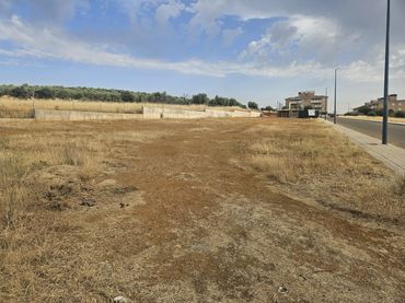 Terreny residencial en venda a Calle Ingrid Betancount 31