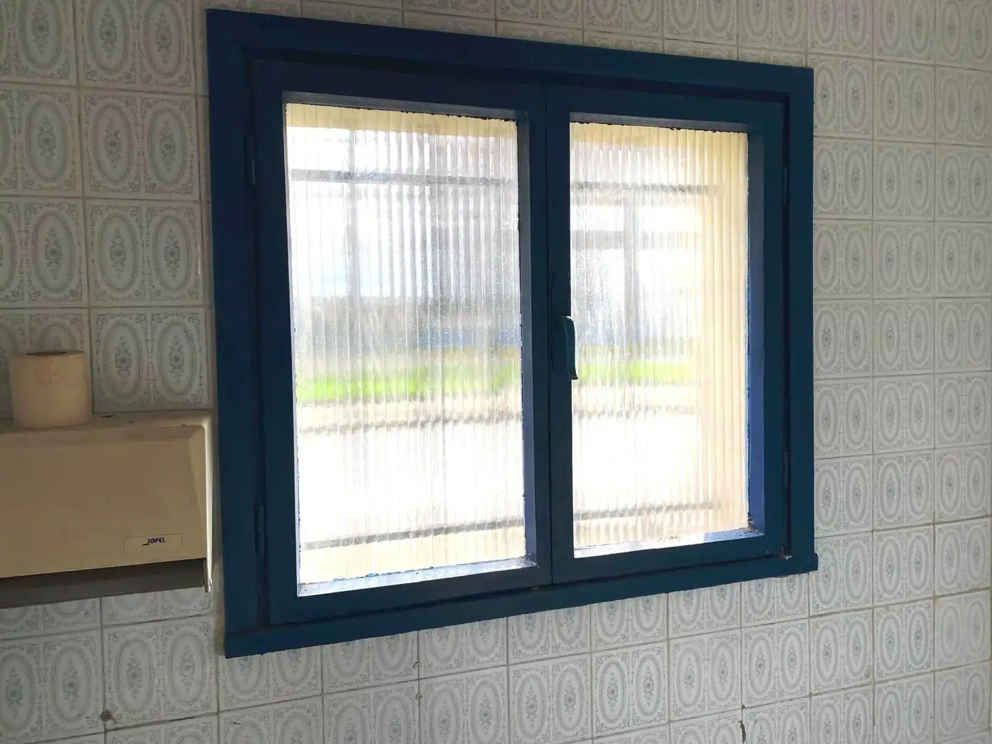 Vista exterior de Local en venta en Gijón  con Amueblado y Alarma