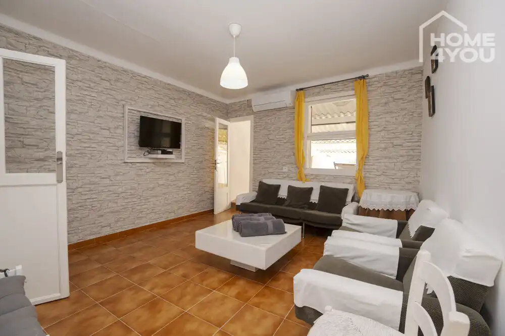 Sala d'estar de Casa o xalet en venda en Maria de la Salut amb Aire condicionat, Calefacció i Terrassa