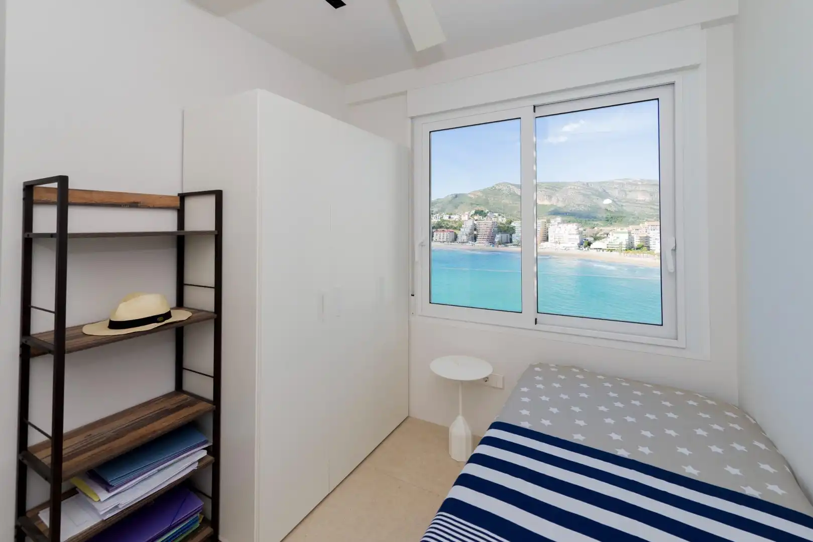 Dormitori de Apartament en venda en Oropesa del Mar / Orpesa amb Jardí privat, Terrassa i Traster