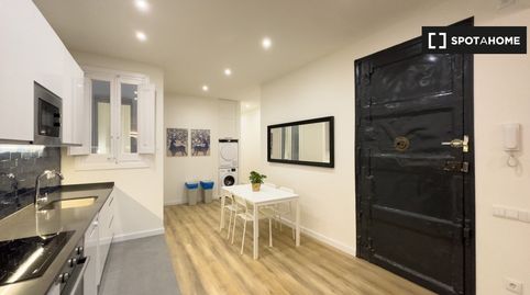 Photo 4 of Flat for rent in El Raval, Barcelona Capital