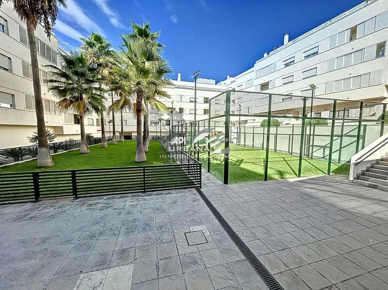 Vista exterior de Piso en venta en Lucena