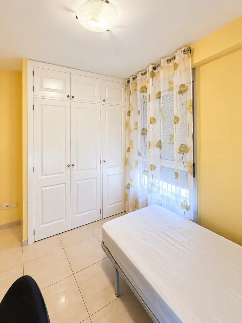 Bedroom of Flat for rent in La Laguna