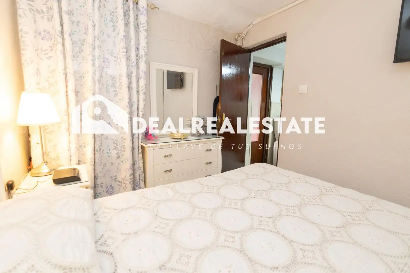 Bedroom of Houses for sale in Sevilla  with Air Conditioner and Terrace