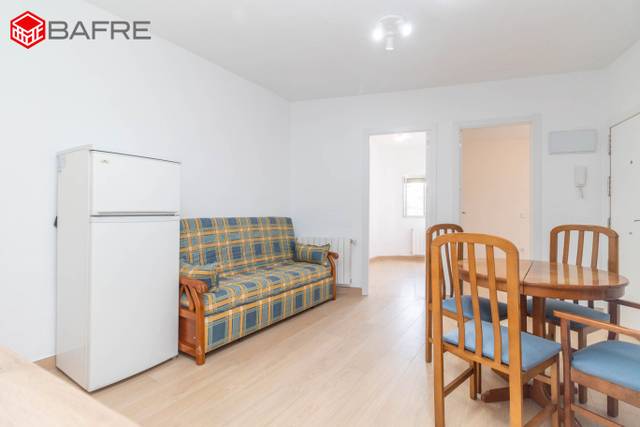 Piso en Venta en Vía Carpetana en Los Cármenes