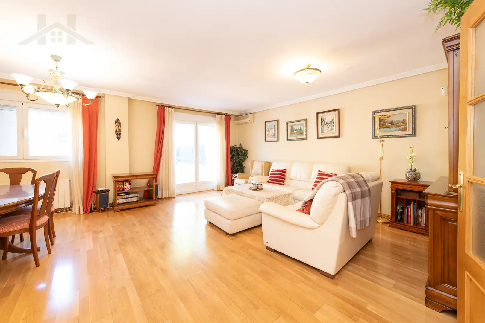 Wohnzimmer von Haus oder Chalet zum Verkauf in Colmenar Viejo mit Klimaanlage, Terrasse und Abstellraum