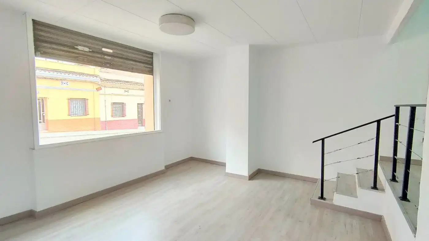 Sala de estar de Local en venta en Sant Joan de Vilatorrada con Aire acondicionado