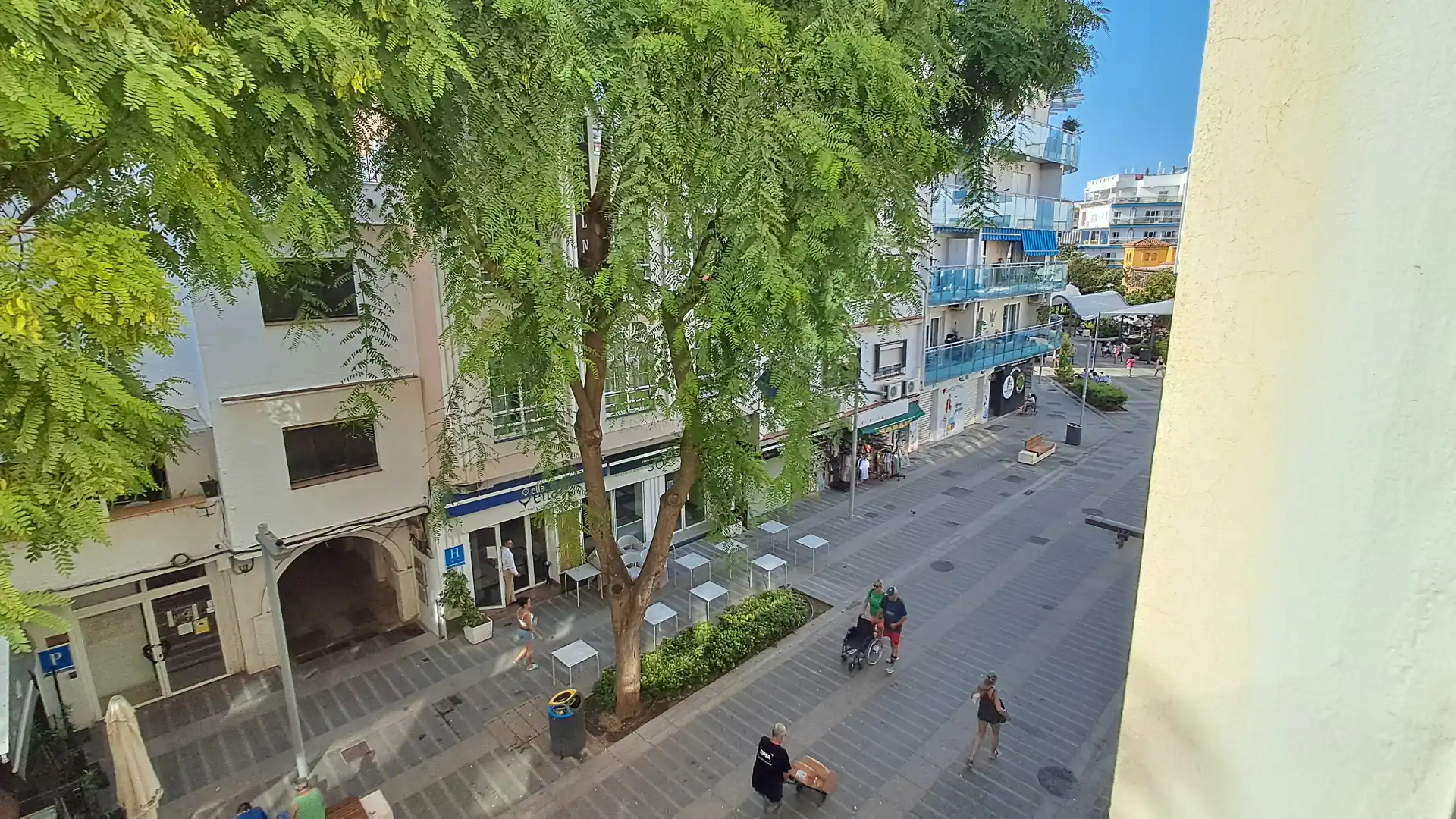 Exterior view of Office for sale in Torremolinos  with Air Conditioner, Heating and Furnished
