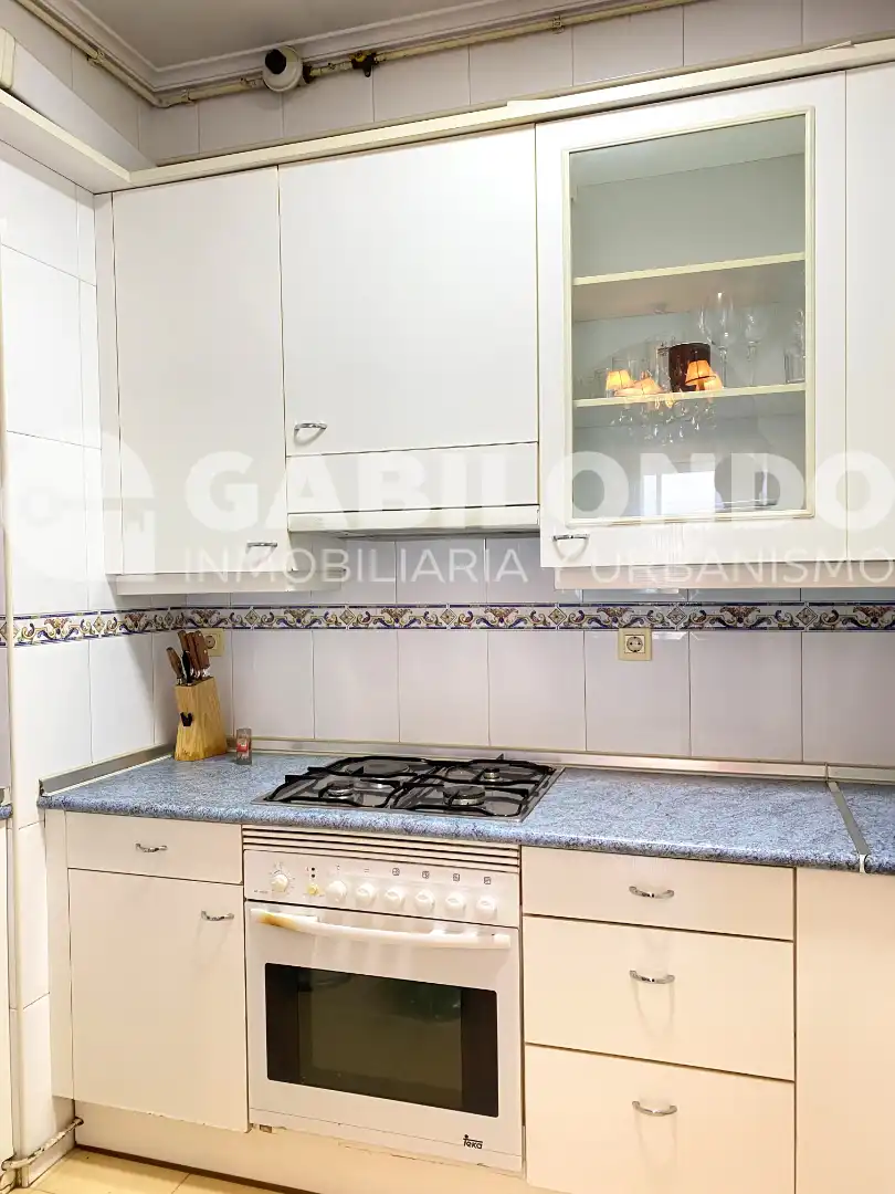 Cocina de Piso en venta en Elgoibar con Calefacción, Parquet y Amueblado
