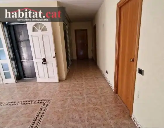 Casa con jardín en venta en Sant Esteve Sesrovires, imagen 5