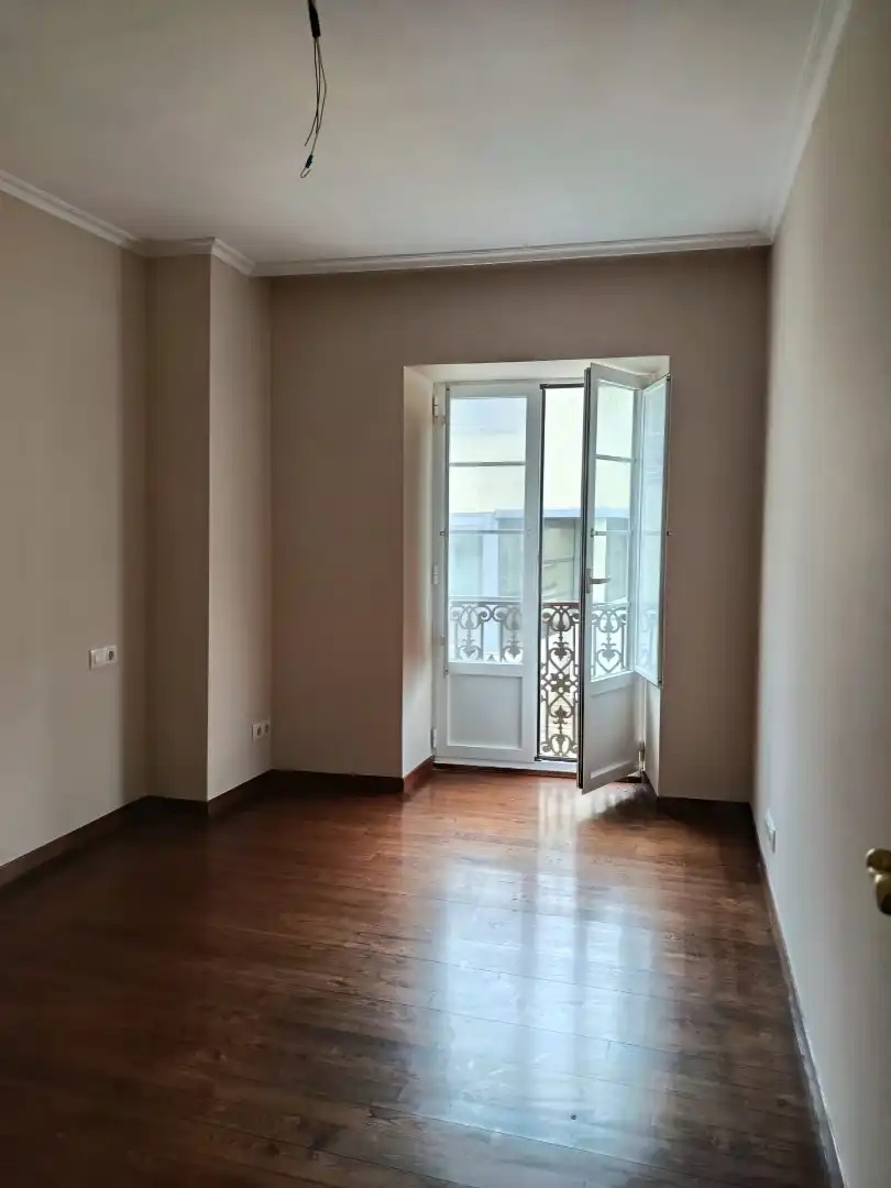 Schlafzimmer von Wohnung zum Verkauf in Ribadeo mit Heizung, Ofen und Waschmaschine