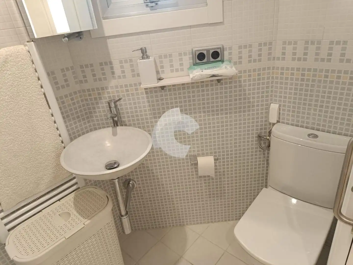 Bathroom of Flat for sale in Ourense Capital   with Heating, Storage room and Furnished