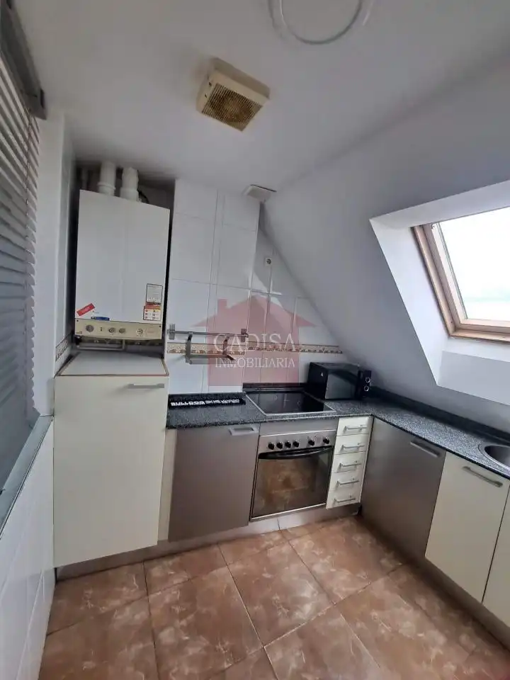 Cocina de Apartamento de alquiler en Villares de la Reina con Calefacción y Amueblado