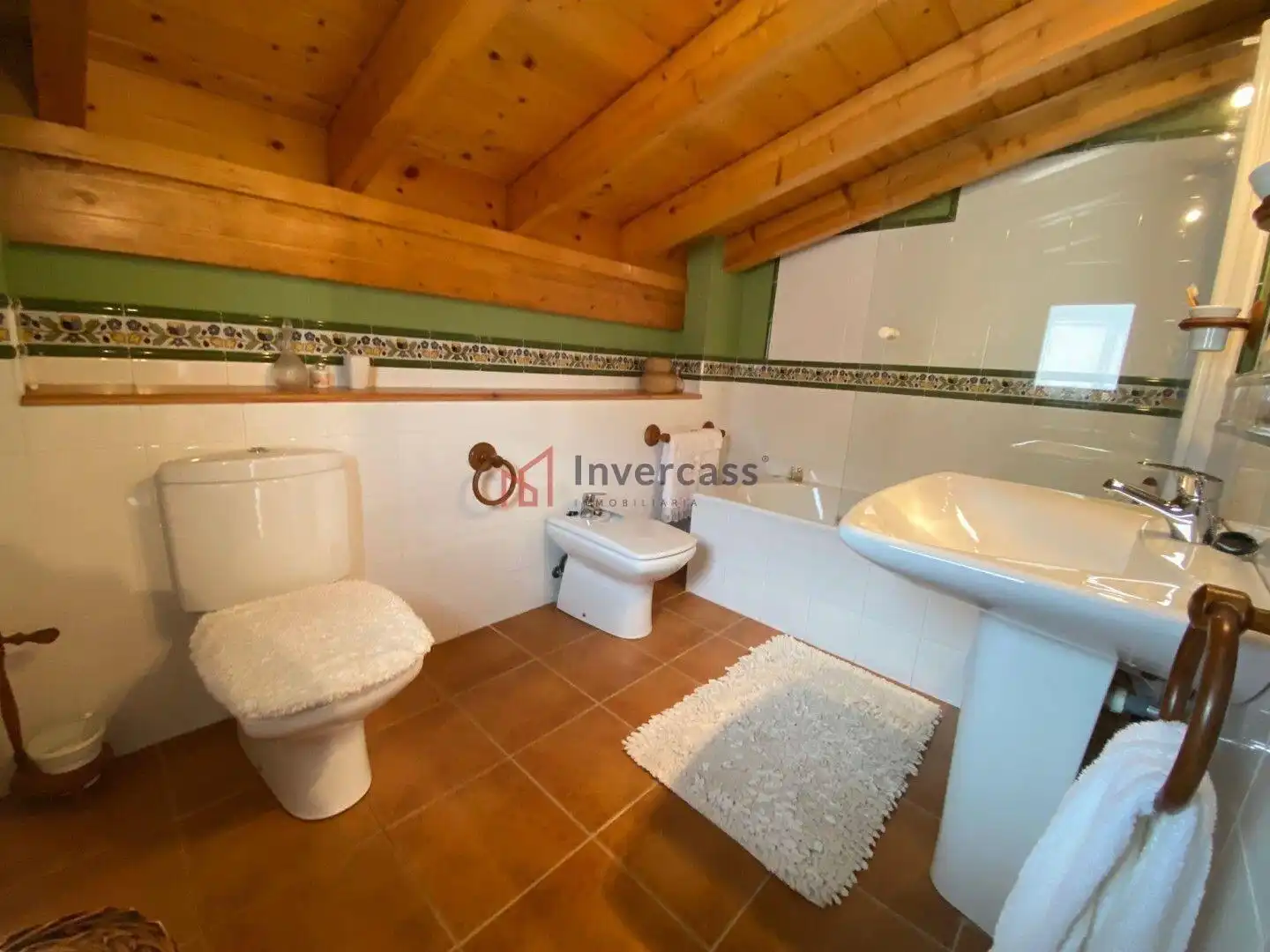 Bathroom of Houses for sale in Castro-Urdiales  with Private garden, Terrace and Storage room