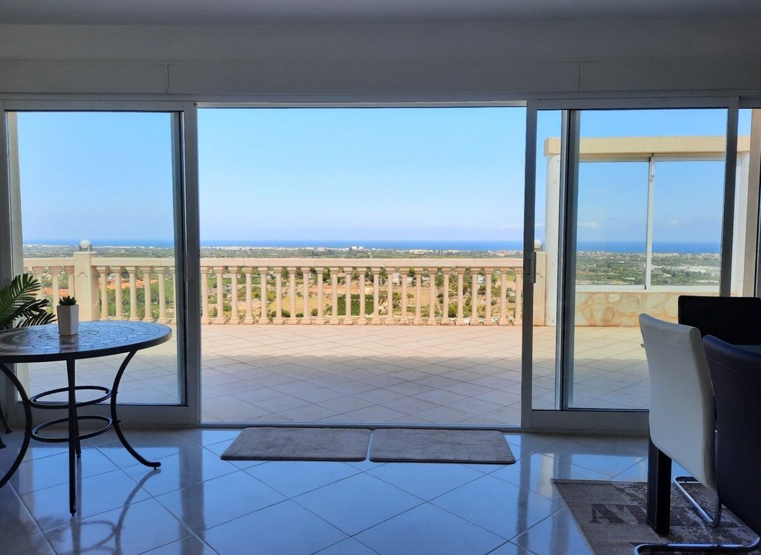 Exterior view of House or chalet for sale in Dénia  with Air Conditioner, Heating and Private garden