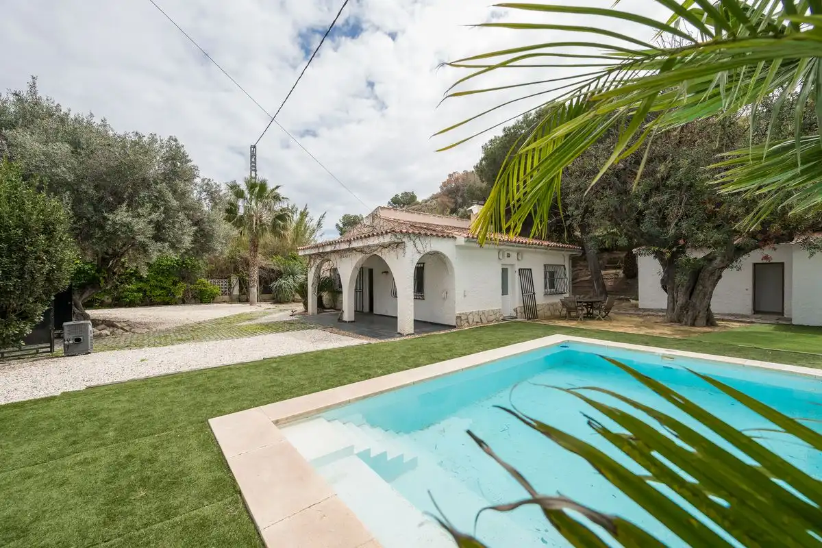 Casa amb piscina en venda a Carrer del Músico José Méndez, imagen 2