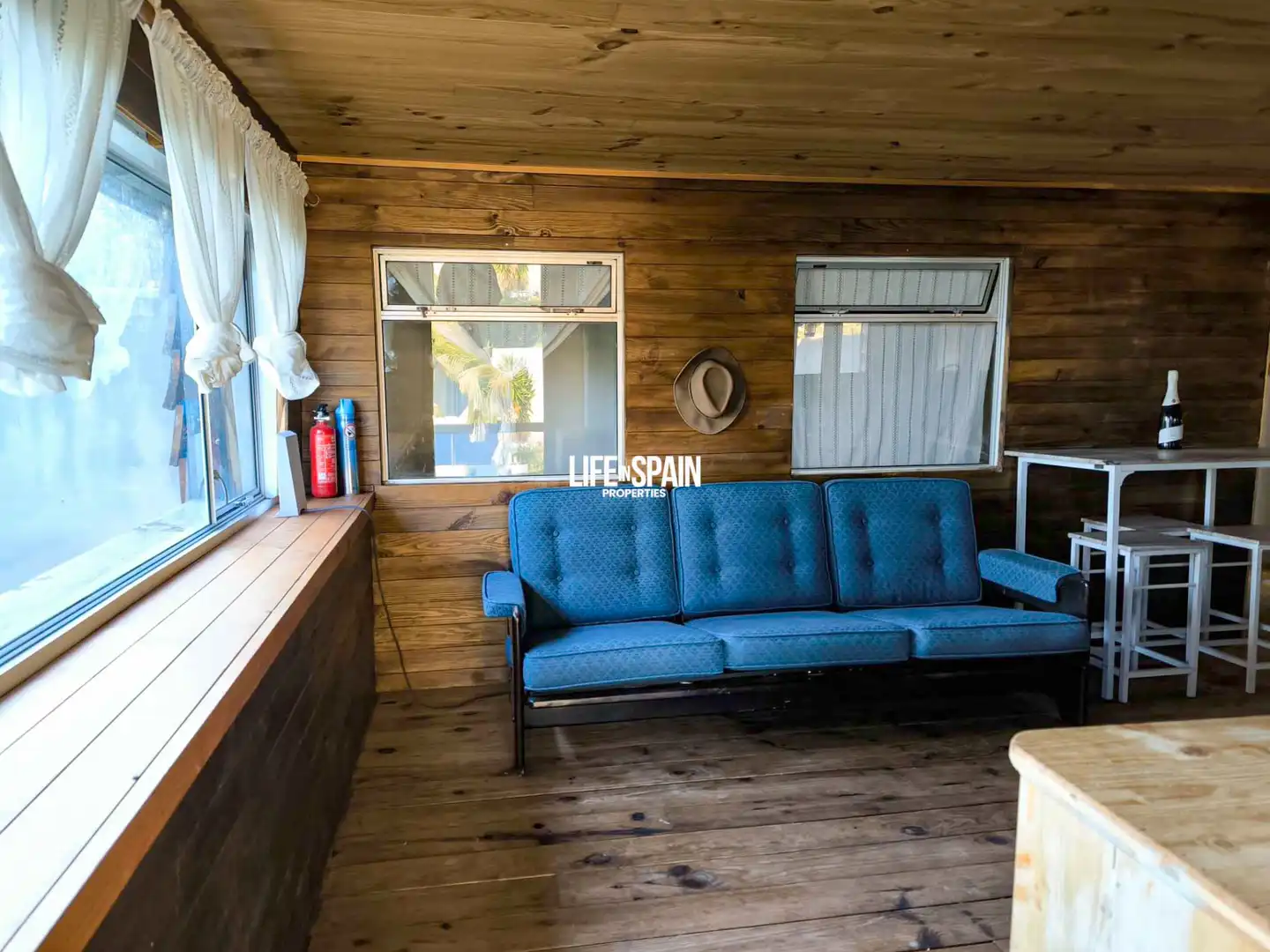 Wohnzimmer von Country house zum Verkauf in Rasquera mit Klimaanlage, Privatgarten und Terrasse