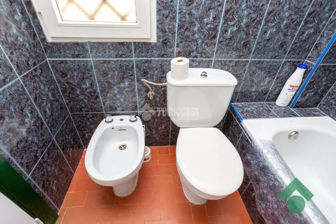 Bathroom of Detached homes for sale in Algeciras