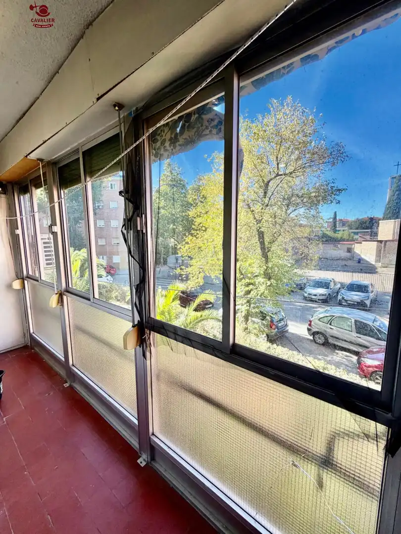 Vista exterior de Piso en venta en Moratalaz