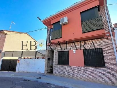Außenansicht von Wohnung zum verkauf in Calera y Chozas mit Terrasse