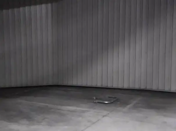 Parking of Garage for rent in Madrid