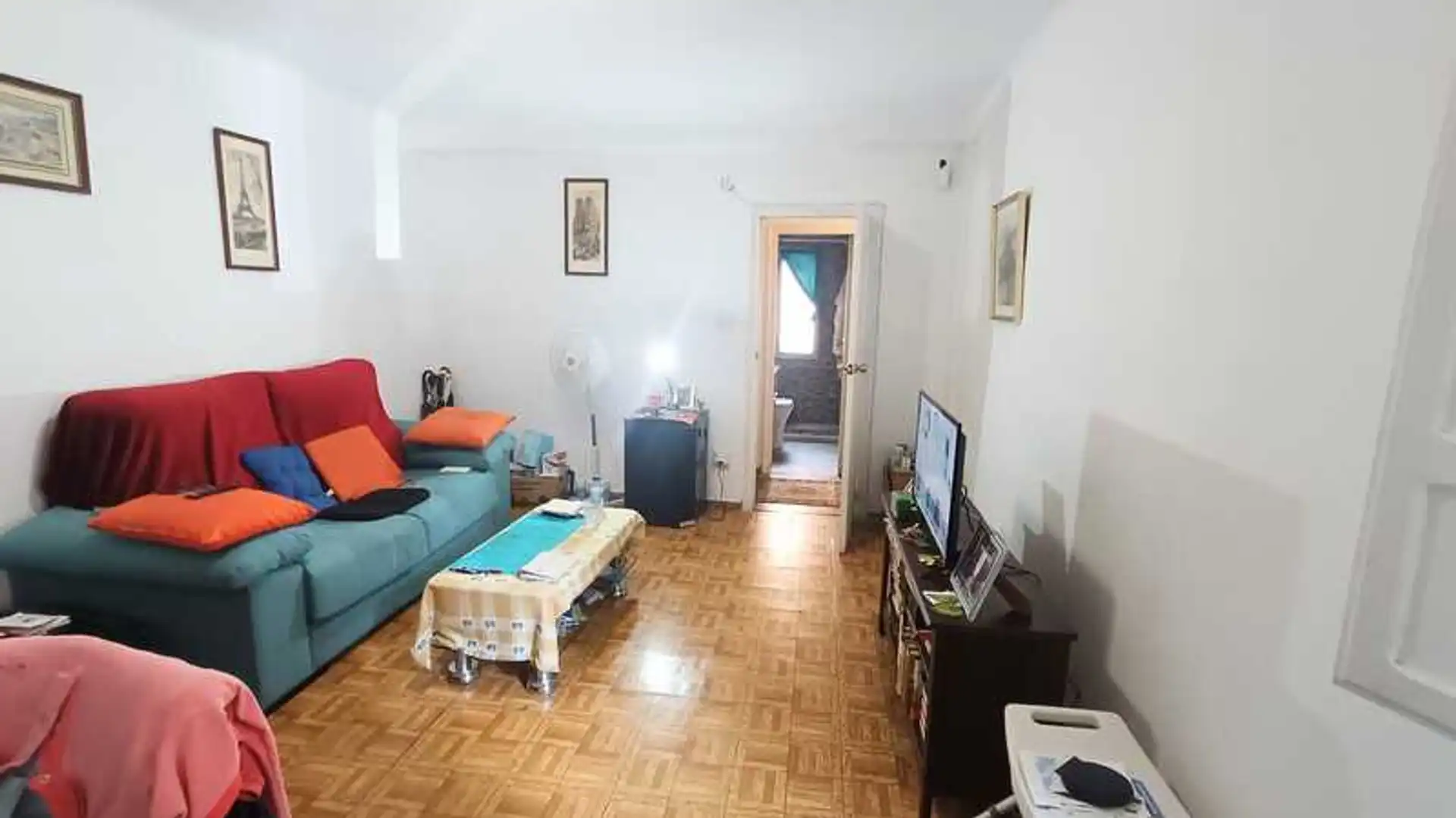 Living room of Flat for sale in  Madrid Capital  with Air Conditioner, Heating and Terrace