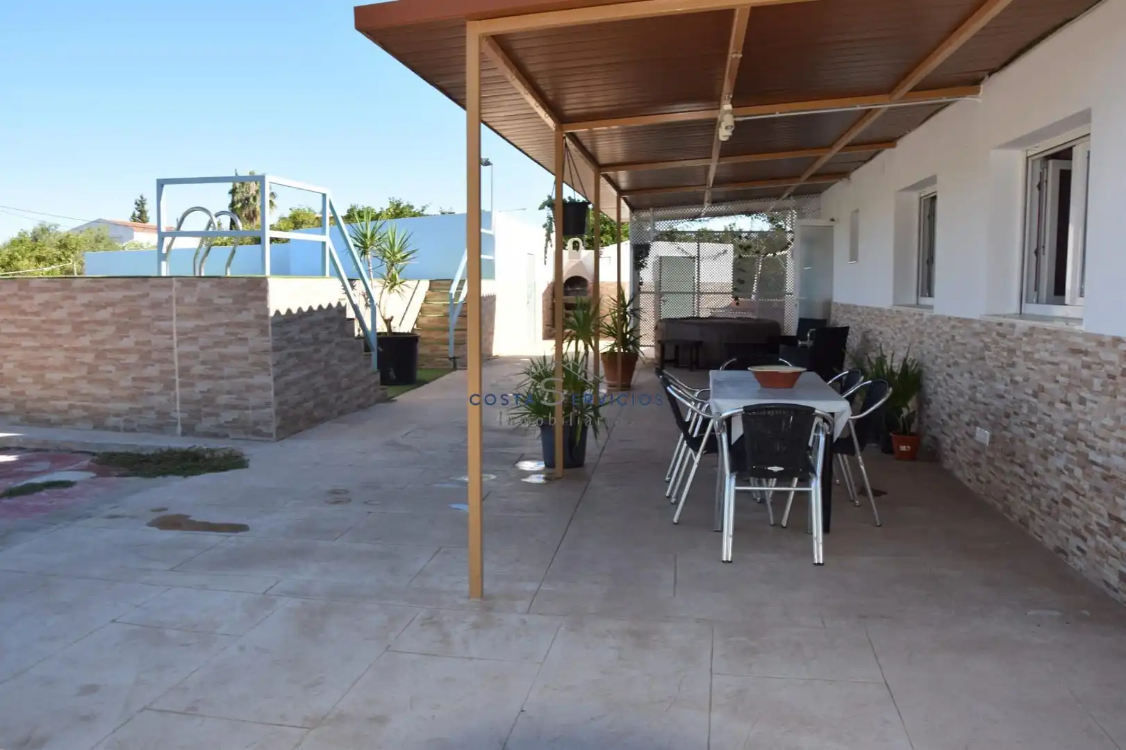 Terrassa de Finca rústica en venda en Gibraleón amb Aire condicionat, Terrassa i Piscina