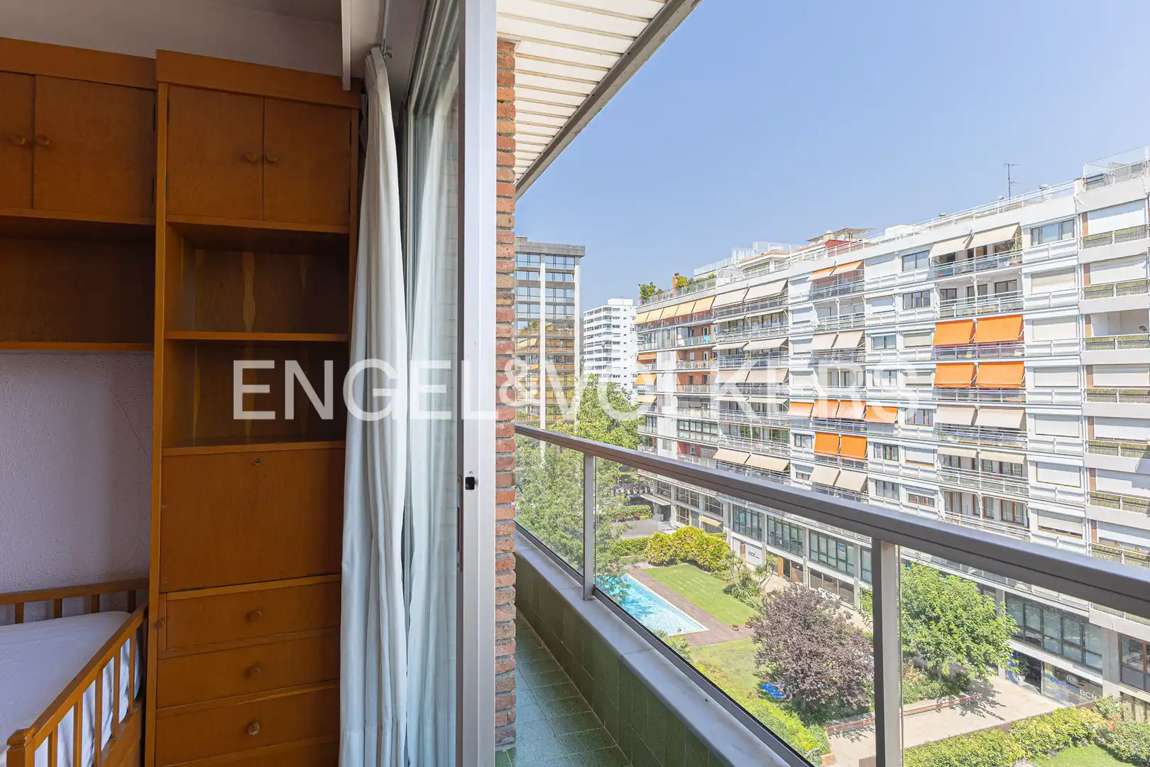 Terrassa de Pis en venda en Barcelona amb Aire condicionat, Calefacció i Jardí privat