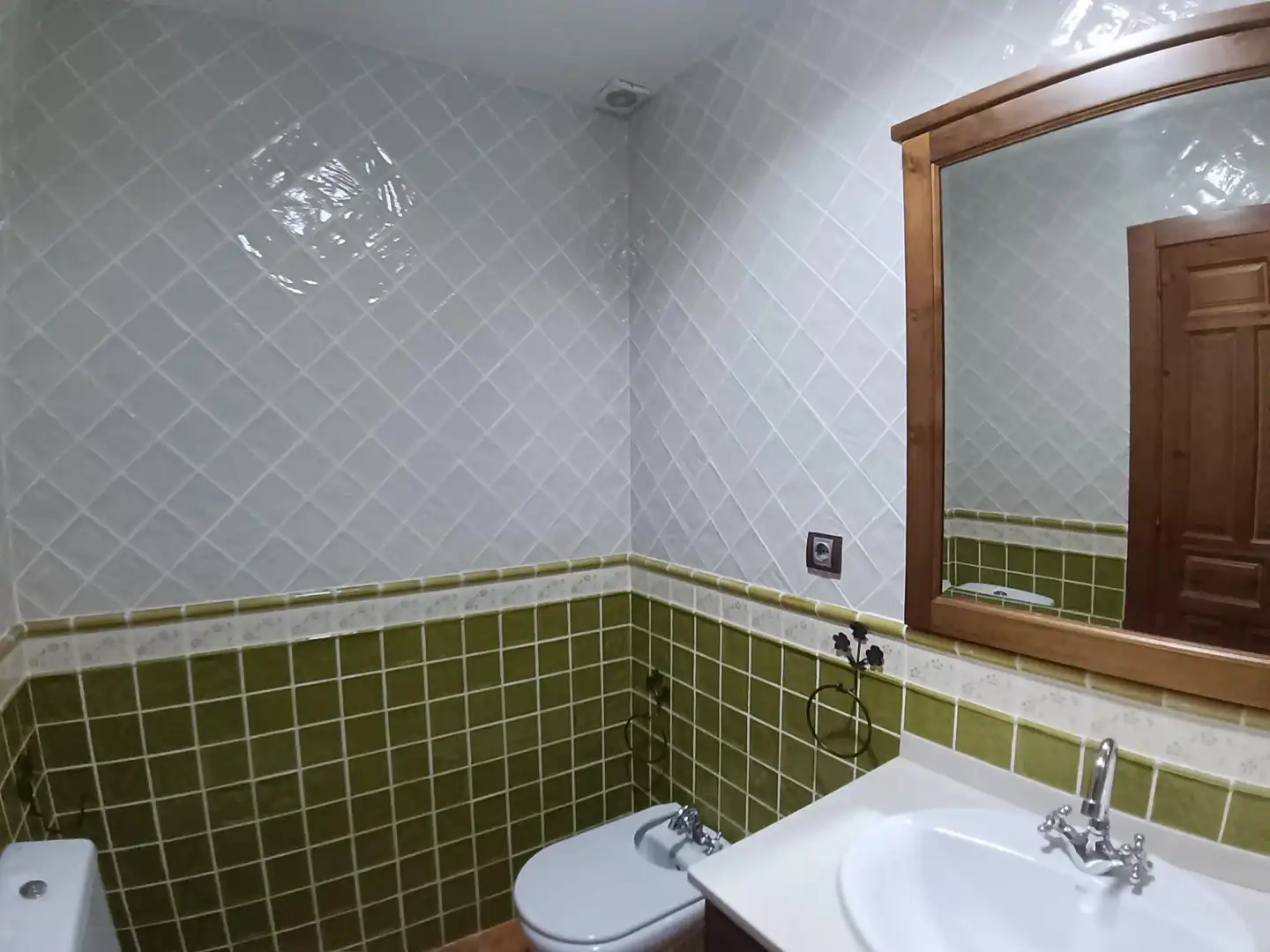 Badezimmer von Wohnung zur Miete in Murcia mit Klimaanlage, Heizung und Möbliert