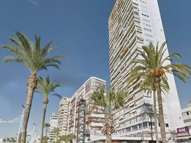 Flat for sale in Avenida de Europa 2, imagen 2