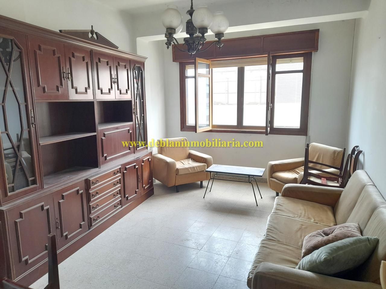 Living room of Flat for sale in Tui  with Storage room