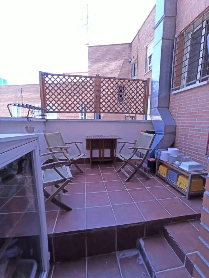 Flat for rent in Calle Fernando Pastor, Numancia