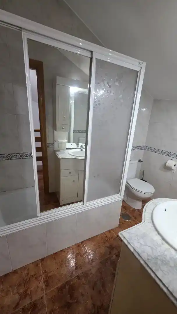 Bathroom of Flat for share in Jaraíz de la Vera, Cáceres