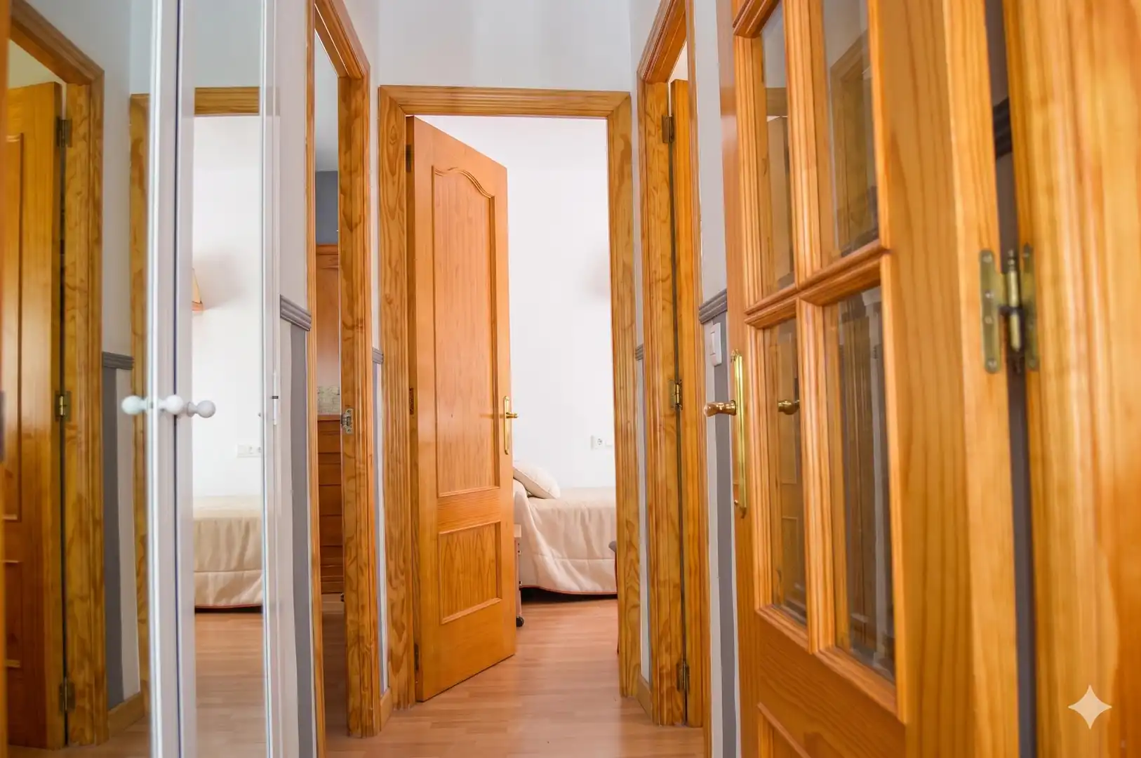Habitación de Piso en venta en Sierra de Fuentes con Balcón