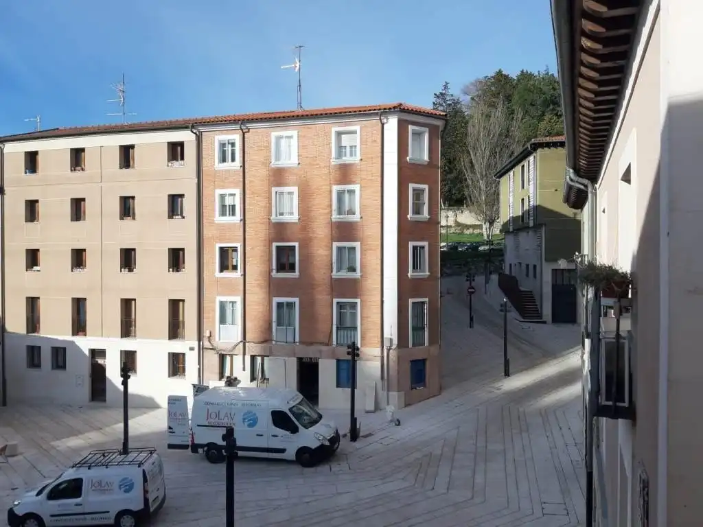 Vista exterior de Apartamento en venta en Burgos con Calefacción y Amueblado