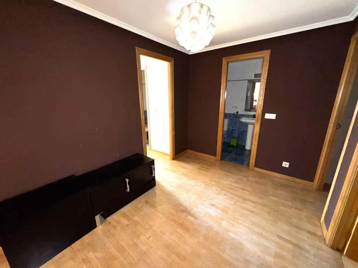 Habitación de Apartamento en venta en Ponferrada con Calefacción, Parquet y Trastero