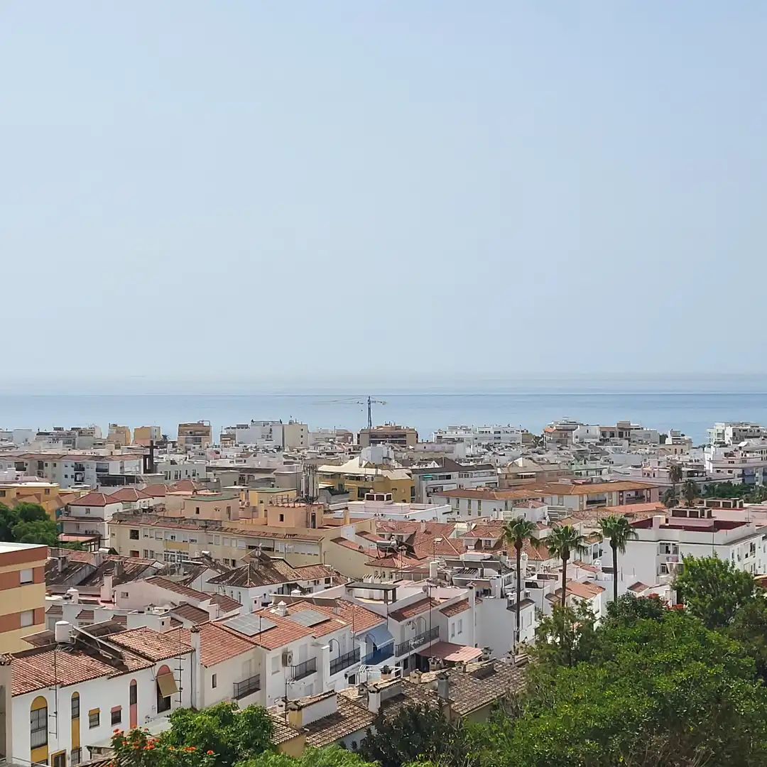 Vista exterior de Apartament en venda en Estepona amb Terrassa i Balcó