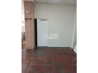 Local comercial en venta en CALLE LARGA