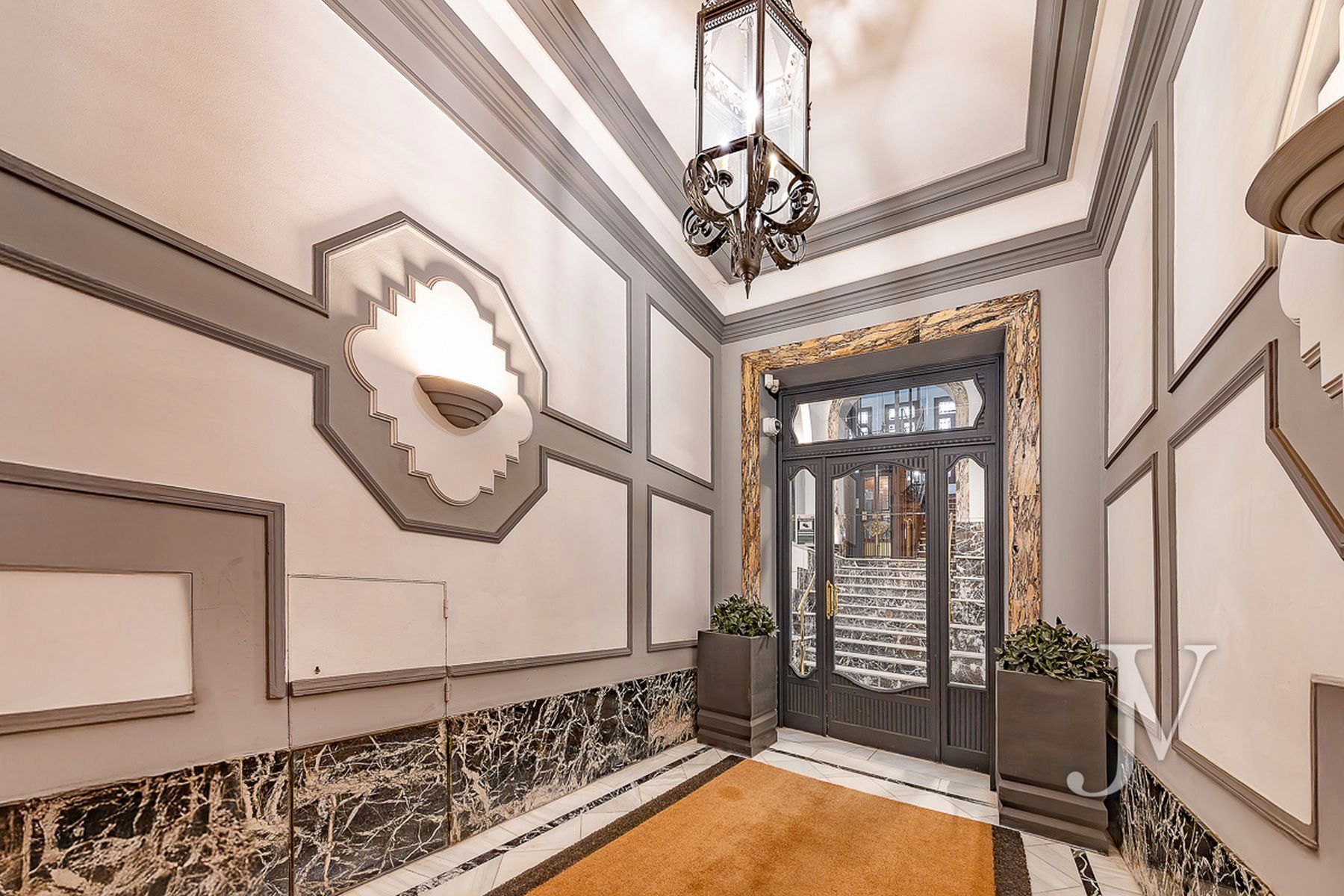 Flat for sale in  Madrid Capital  with Air Conditioner, Heating and Balcony