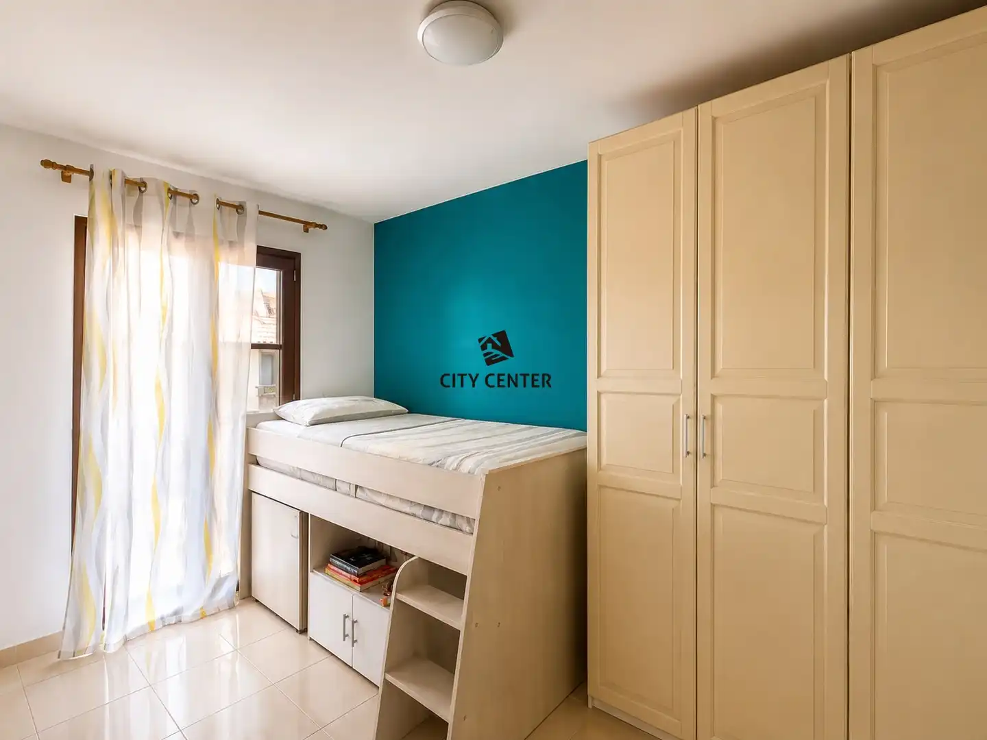 Habitación de Piso en venta en Arona con Terraza, Amueblado y Piscina comunitaria