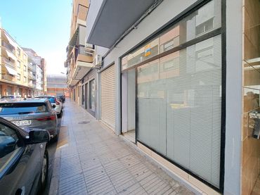 Local commercial à louer à Calle CULLERA