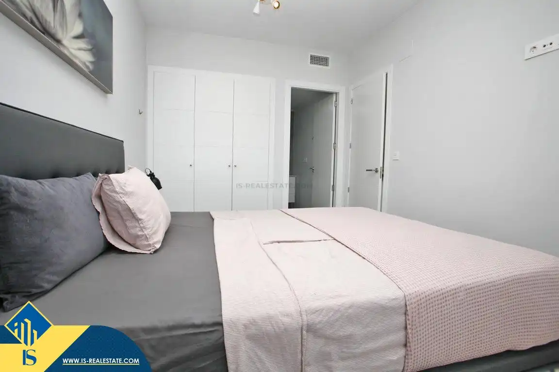 Bungalow amb piscina en venda a Nueva Torrevieja - Aguas Nuevas, imagen 24