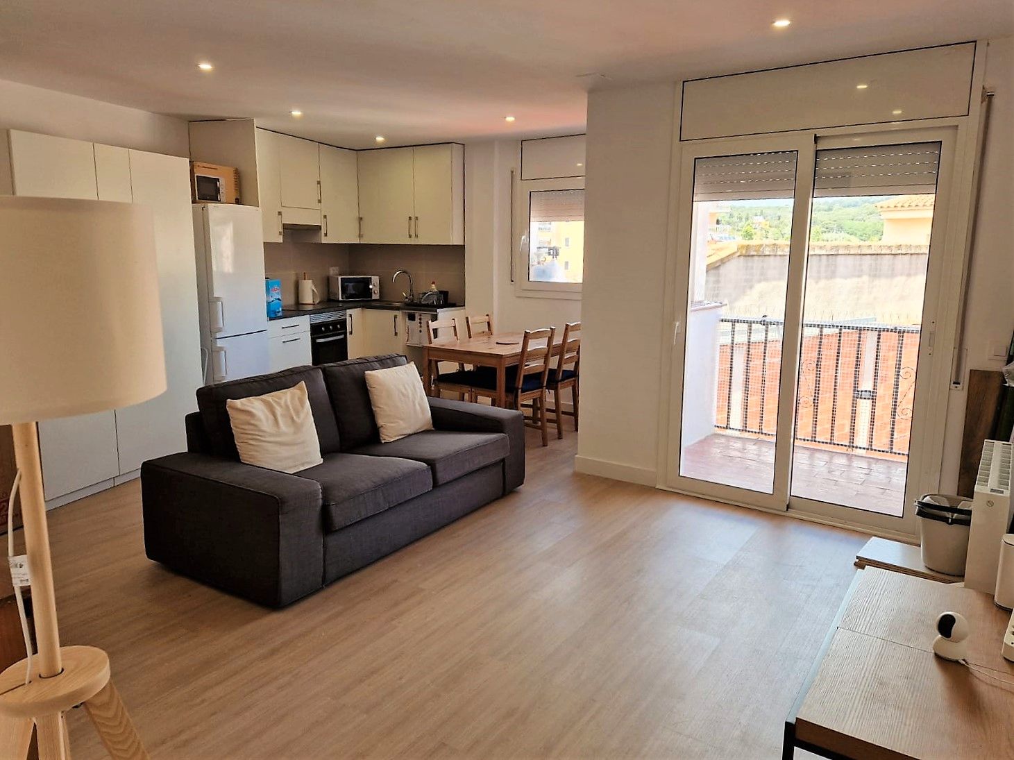 Living room of Flat for sale in Blanes  with Air Conditioner, Heating and Parquet flooring