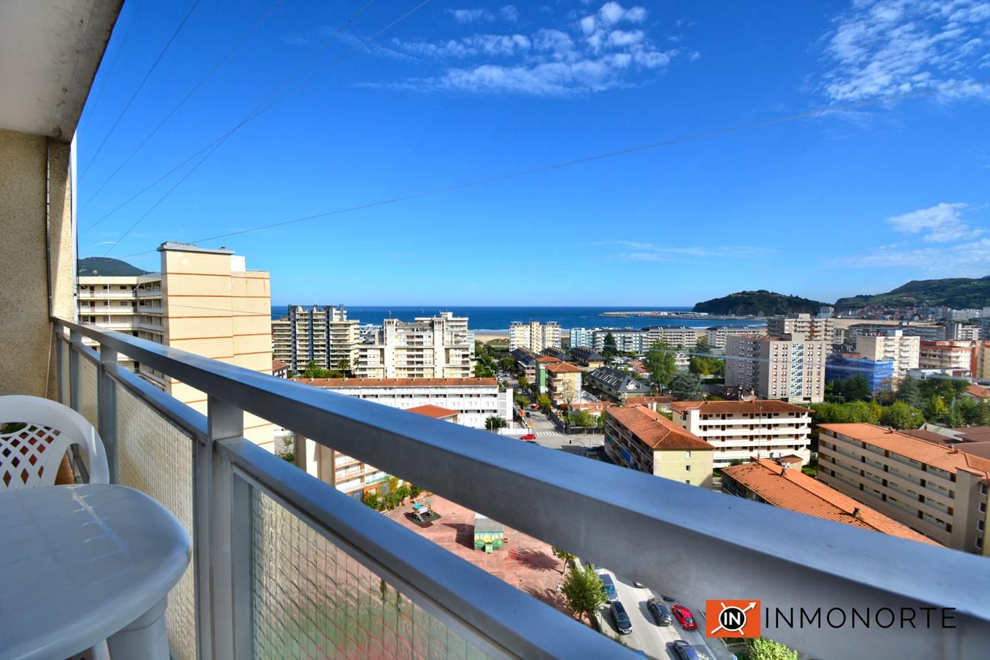 Exterior view of Flat to rent in Laredo  with Terrace and Furnished