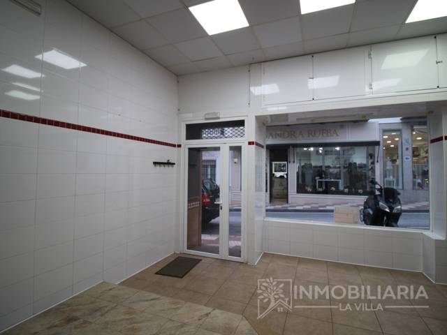 Local comercial en Alquiler en Calle San Sebastian en Centro